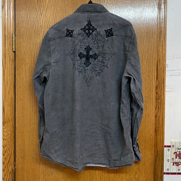 Men’s gray button up shirt - Picture 2 of 6